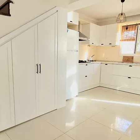 Villa Denize Sifir Benzersiz *