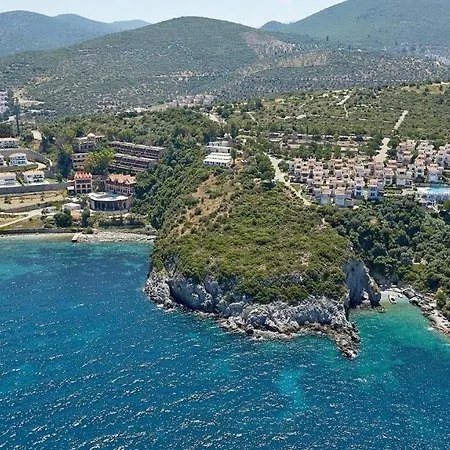 Denize Sifir Benzersiz Villa